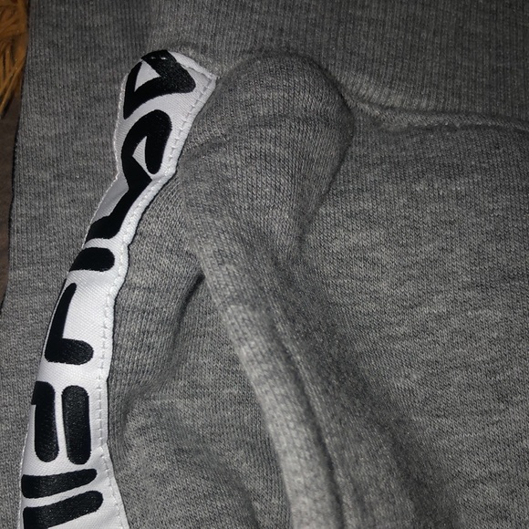 FILA **Hard to find** jogger pants medium weight - Picture 5 of 5